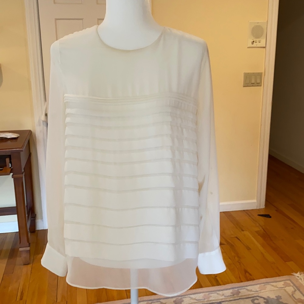 VINCE CAMUTO LONG SLEEVE SHIRT.